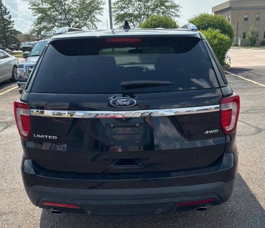 2016 Ford Explorer Limited - Photo 6